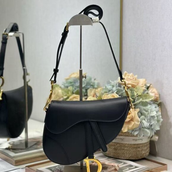 Dior Black Saddle Bag - Picture 1 of 8
